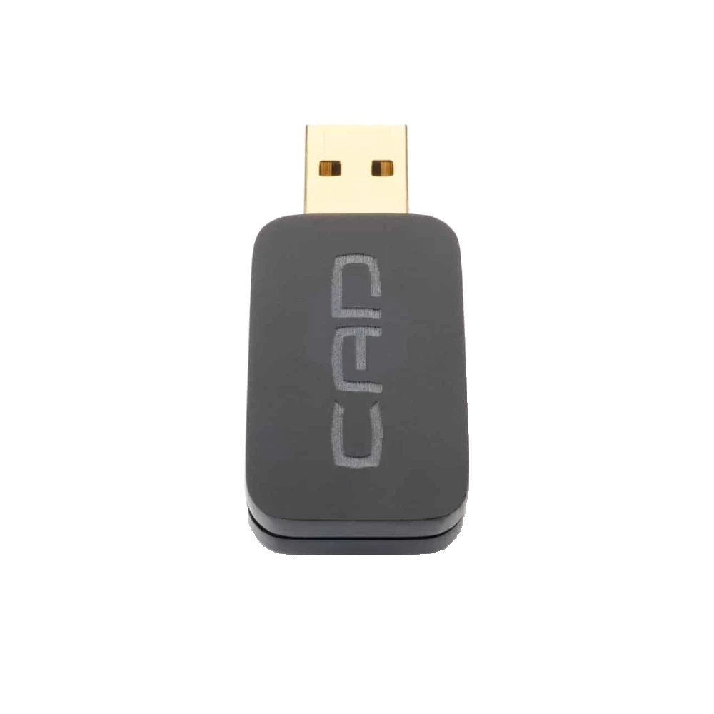 Boitier CAD USB Control vu de haut avec le corps de l'appareil en bas signé du nom de la marque et connecteur doré en haut