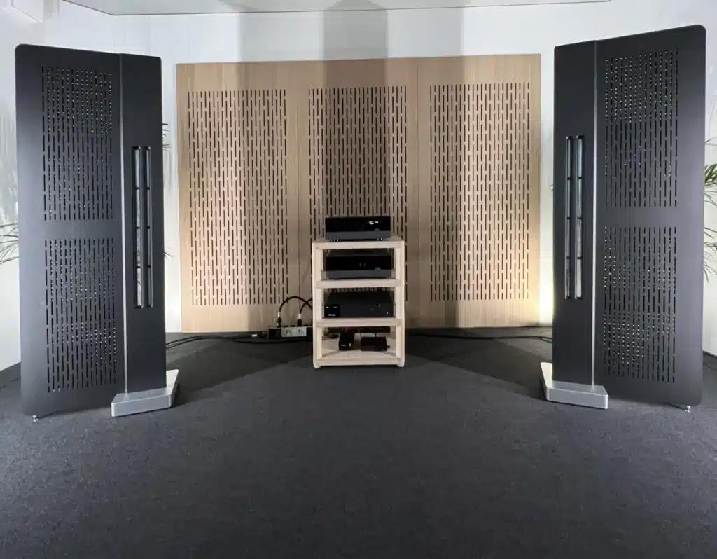 Visite du salon High-End Munich 2022, stand Diptyque Audio